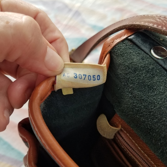 Dooney and Bourke Vintage Purse - Picture 6 of 13